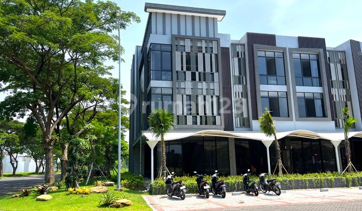 Ruko Beverly Strategis Hook Sebrang Hokky Pakuwon City 