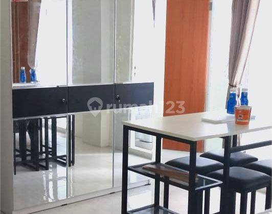 Apartemen Puncak Dharmahusada Tower B tipe 4 BR jadi 3 BR full Furnish Elektronik Murah 2