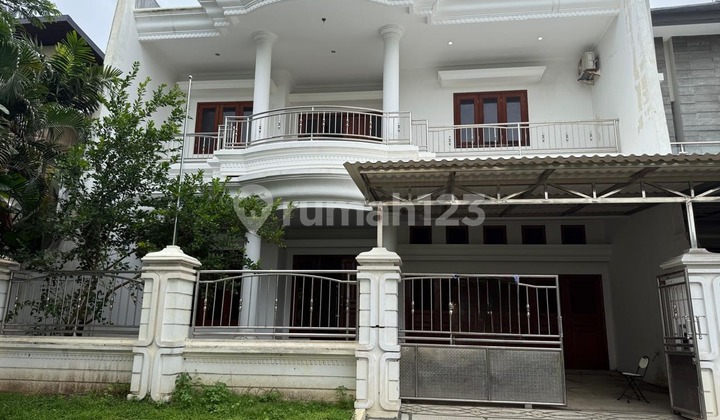 Rumah Pakuwon City Siap Huni Villa Royal 1