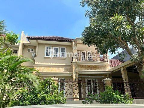 Rumah Villa Riviera Baru Gress cantik Stylish Pakuwon City 1