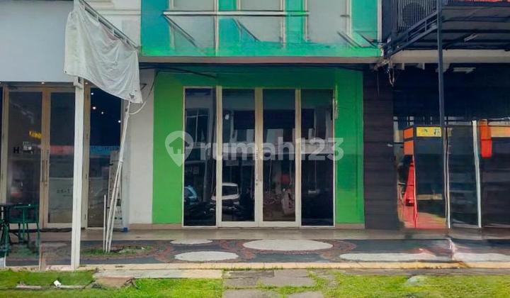 Furnished Shophouse Suitable for Office in San Antonio Pakuwon City 1