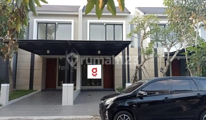 Northwest Lake Surabaya Barat House Northwest Lake Surabaya Barat House