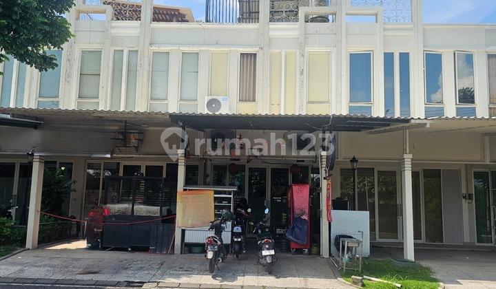 Ruko Bizhome Pakuwon City 1