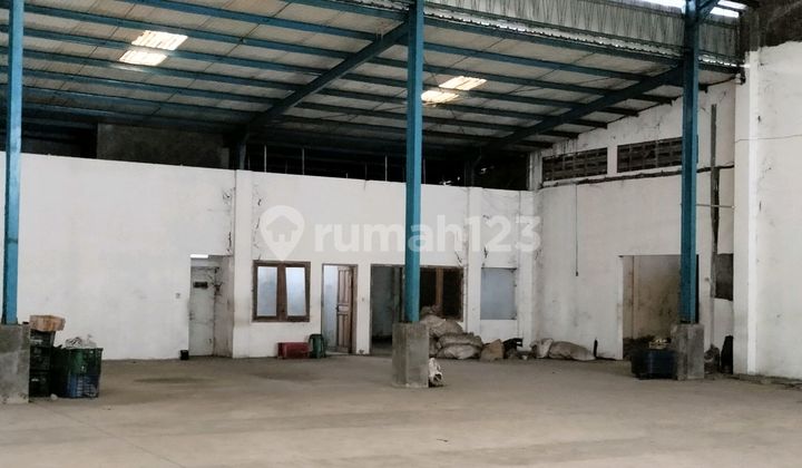 For Rent Sturdy Building Warehouse in Jetis Mojokerto