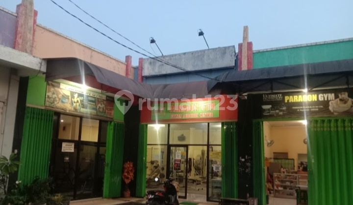 For Sale Very Cheap 3 Shophouses with Free Fitness Equipment