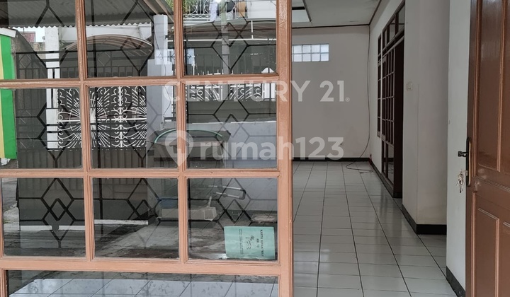 Rumah Siap Huni Di Taman Kopo Indah 2 Hanya 1,5 Kilometer Ke Akses Tol