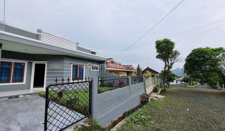 Villa Siap Huni Terawat Di Permata Gadok Bogor 1