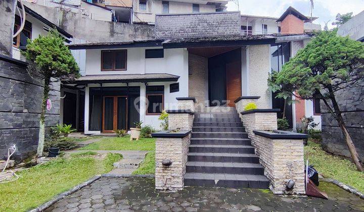 Rumah Bagus Lokasi Strategis Bandung Utara 1