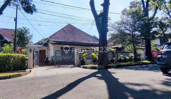 Rumah Bagus Lokasi Strategis Sayap Riau Cocok Untuk Kantor Atau TK 1