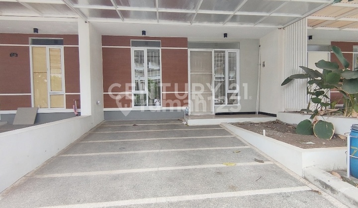 New 1-Story House in the Desired Area of Taman Kopo Indah 5 1