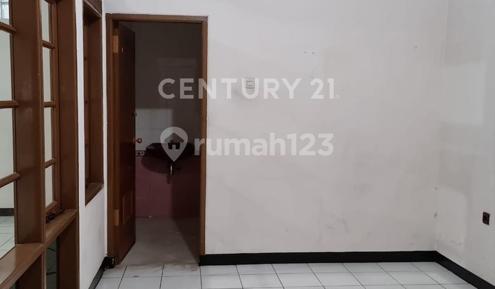 Rumah Siap Huni Di Taman Kopo Indah 2 Hanya 1,5 Kilometer Ke Akses Tol 2