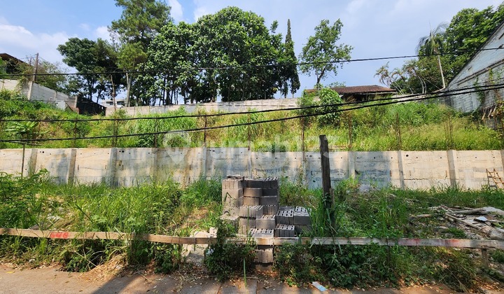 Rumah Modern Nyaman Tirtasari Foresta Sayap Setraduta 2