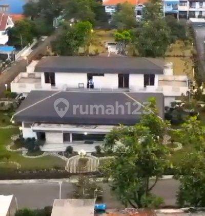 Rumah Antik Lega Dan Sehat Full Furnish di Turangga Bandung 1