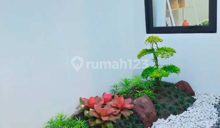 Minimalist House Puri Melia Garden Bandung 2
