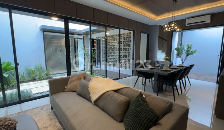 Rumah Mewah Genova 10 Summarecon Bandung