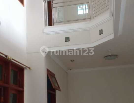 Comfortable 2-Story House Sadang Sumur Dago Bandung 2