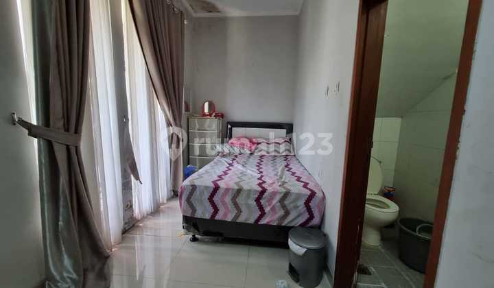 Beautiful Corner House Cherry Field South Bandung 2