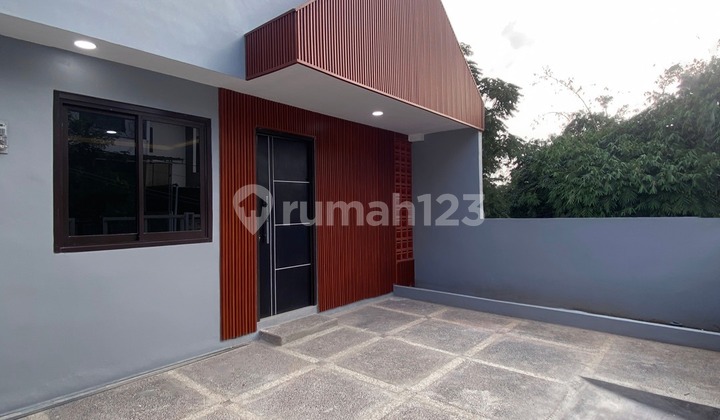 Rumah Baru 2 Lantai Bergaya Skandinavia yang Asri di Griya Cihanjuang