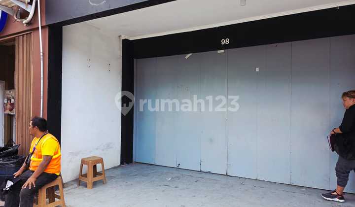 Disewakan Ruko 2 Lantai di Mekar Wangi Bandung Disewakan Ruko 2 Lantai di Mekar Wangi Bandung