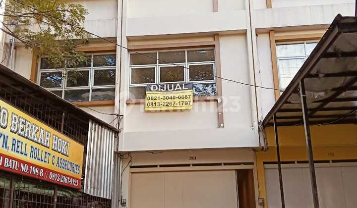 Ruko 3,5 Lantai di Terusan Buah Batu Bandung