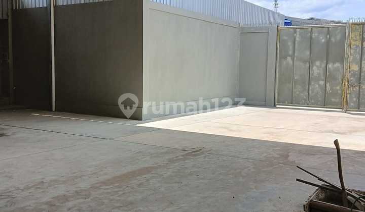 Warehouse for rent in clean condition in Caringin Area.