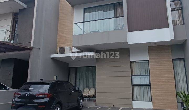 RUMAH Luxury Lebar 8 Singgasana Mekarwangi Bandung  1