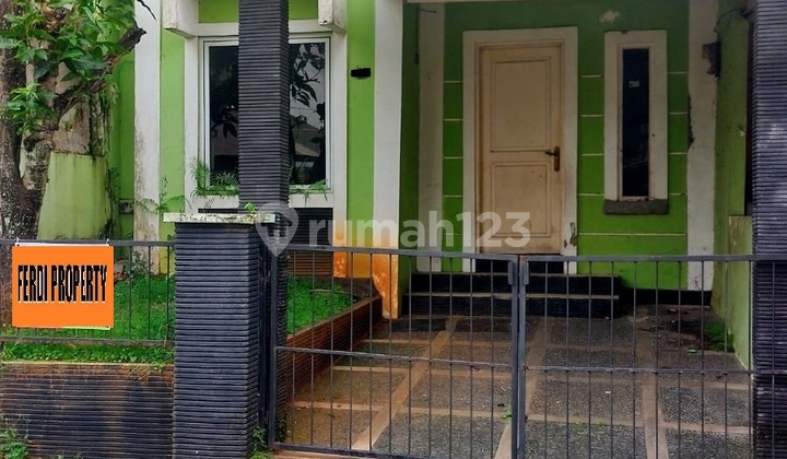 House Needs Renovation in Cibubur Golf Hill