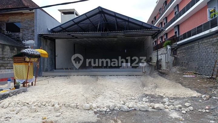 200m² Commercial Warehouse in the Bustling Legian Area