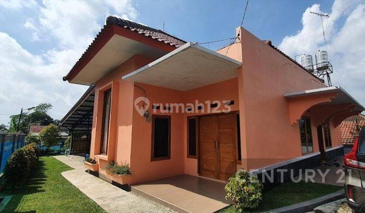 Rumah Villa Daerah Pegunungan Di Subang Jawa Barat 1