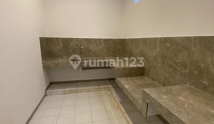 For Rent: Ruko Taman Holis Indah 2