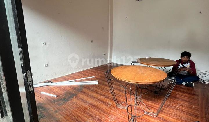 Disewakan Ruang Usaha Di Sayap Riau