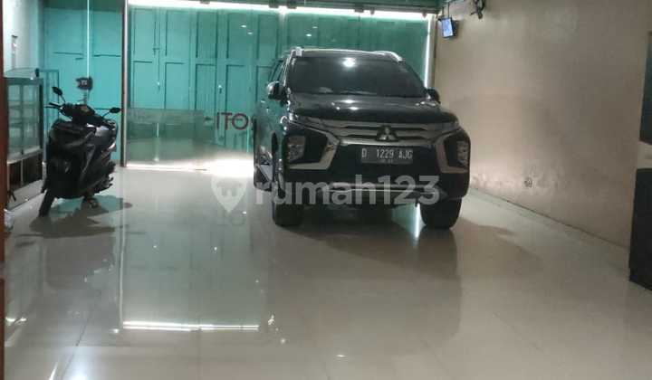 For Rent: Sudirman Street Shop House, Bandung