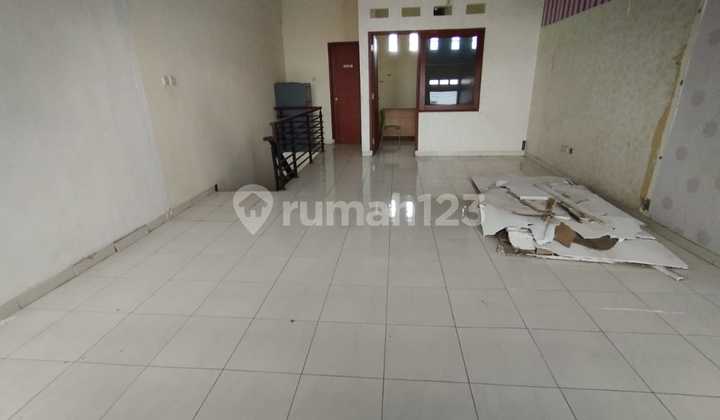For Sale Shop House in Cisaranten Kulon 2