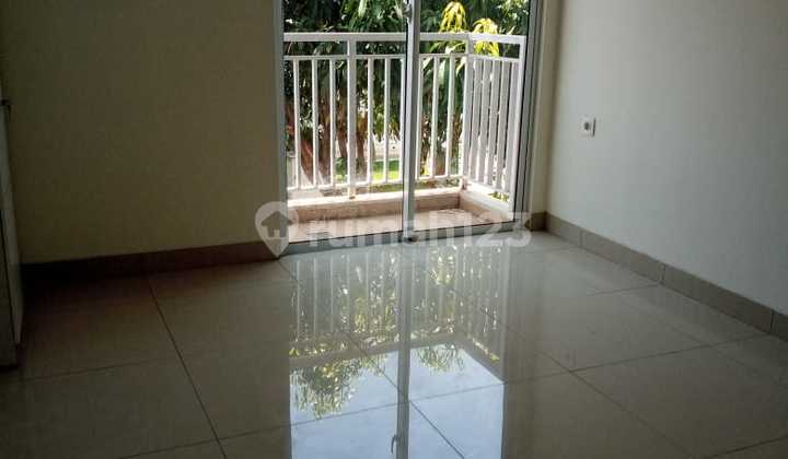 Disewakan Rumah Summarecon Cluster Amanda Disewakan Rumah Summarecon Cluster Amanda