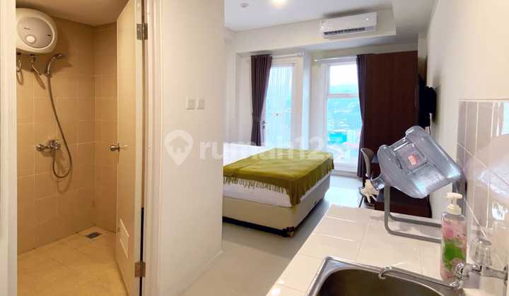 For Rent Ready-to-Occupy Apartment. Parahyangan Residence Apartment