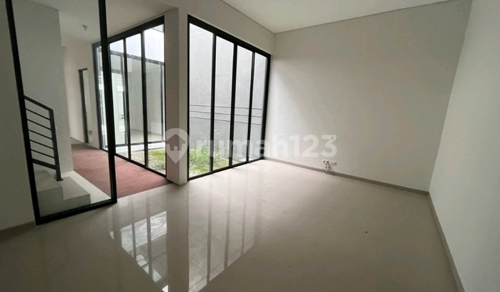 DIJUAL Rumah Baru Jalan Nanas 2