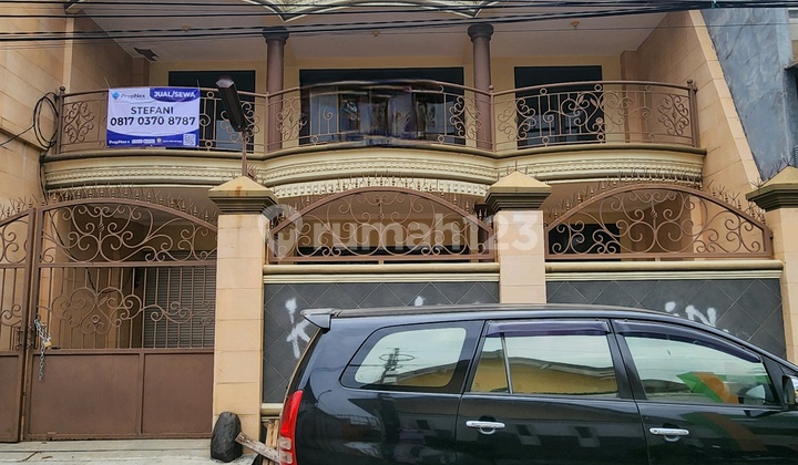 Cheap 2-Story House for Rent on Salak Street, Tambaksari.
