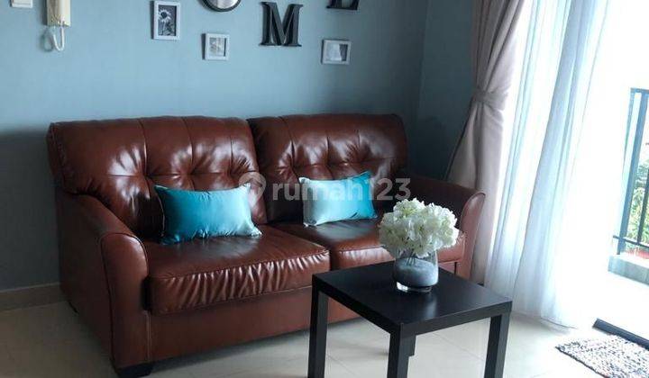 For Rent Apartemen Hampton Park 3BR Full Furnish  2