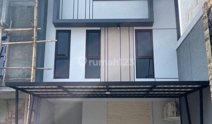 For sale Townhouse di Pejaten Jakarta Selatan Lokasi Strategis  1