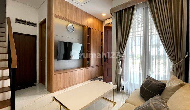 For sale Townhouse di Pejaten Jakarta Selatan Lokasi Strategis  2