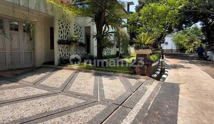 For Sale Luxury House in Kemang 3 Bedrooms Furnished