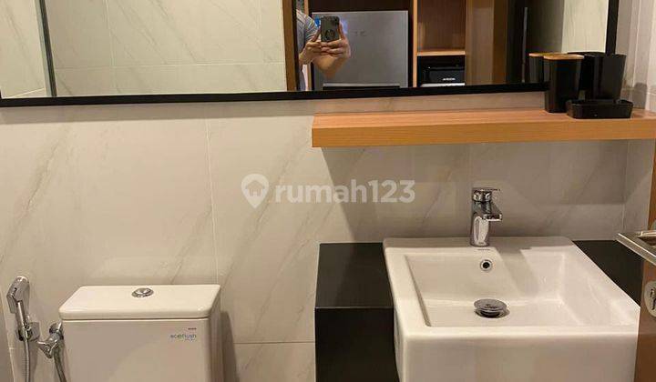 kamar mandi for rent apartemen the newton