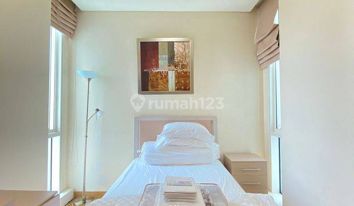 For Rent Apartemen The Peak Sudirman 2BR Full Furnish  2