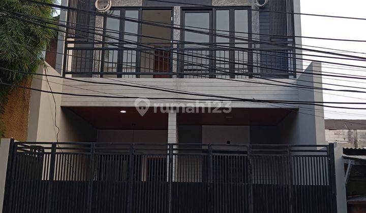 For Rent Rumah Modern Dekat Sekolahan Perancis Cipete Jaksel 1