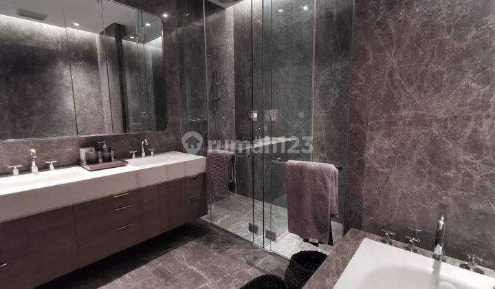 kamar mandi for sale apartment verde two