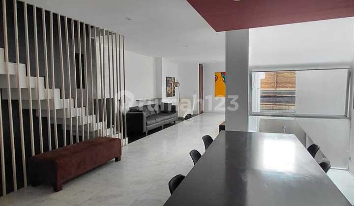 For Rent Luxury House in Kemang With 3 Bedrooms