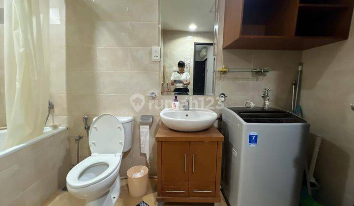 kamar mandi for rent apartment essence darmawangsa