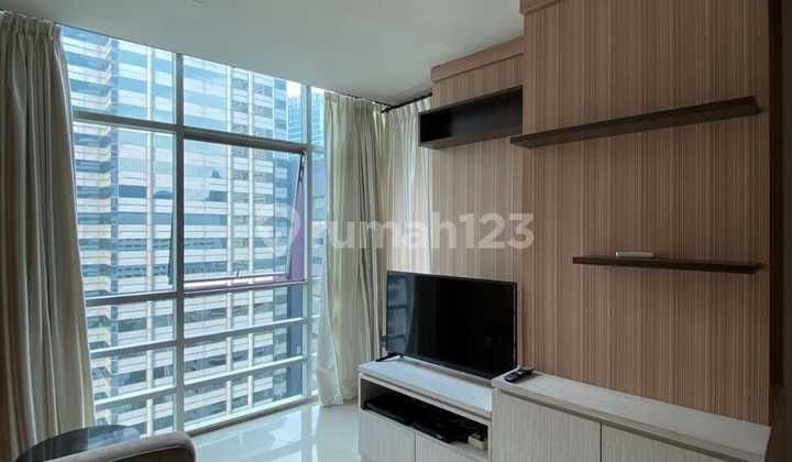 ruang tamu for rent apartemen sahid sudirman