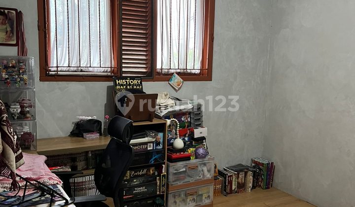 kamar tidur dijual rumah di palem bintaro,
