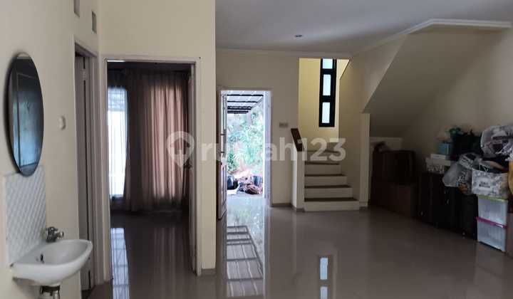 For Rent Minimalist 2-Story House in Emerald Bintaro 2